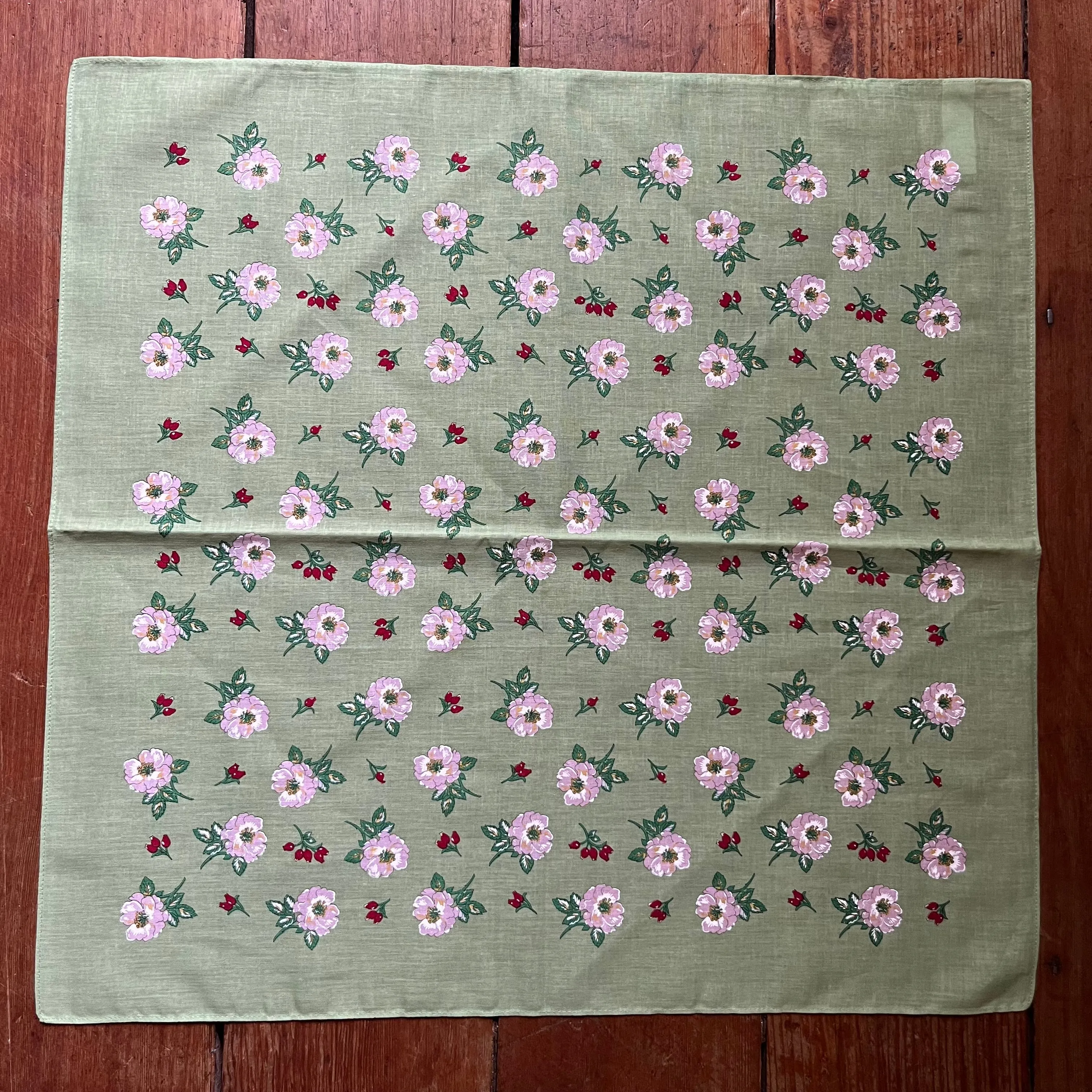 Regent - Cotton Hanky - Bandana - Apple Green with Wildflowers