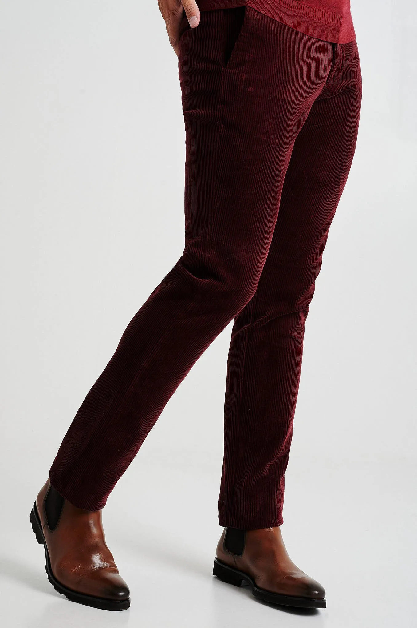 Slim fit corduroy chino