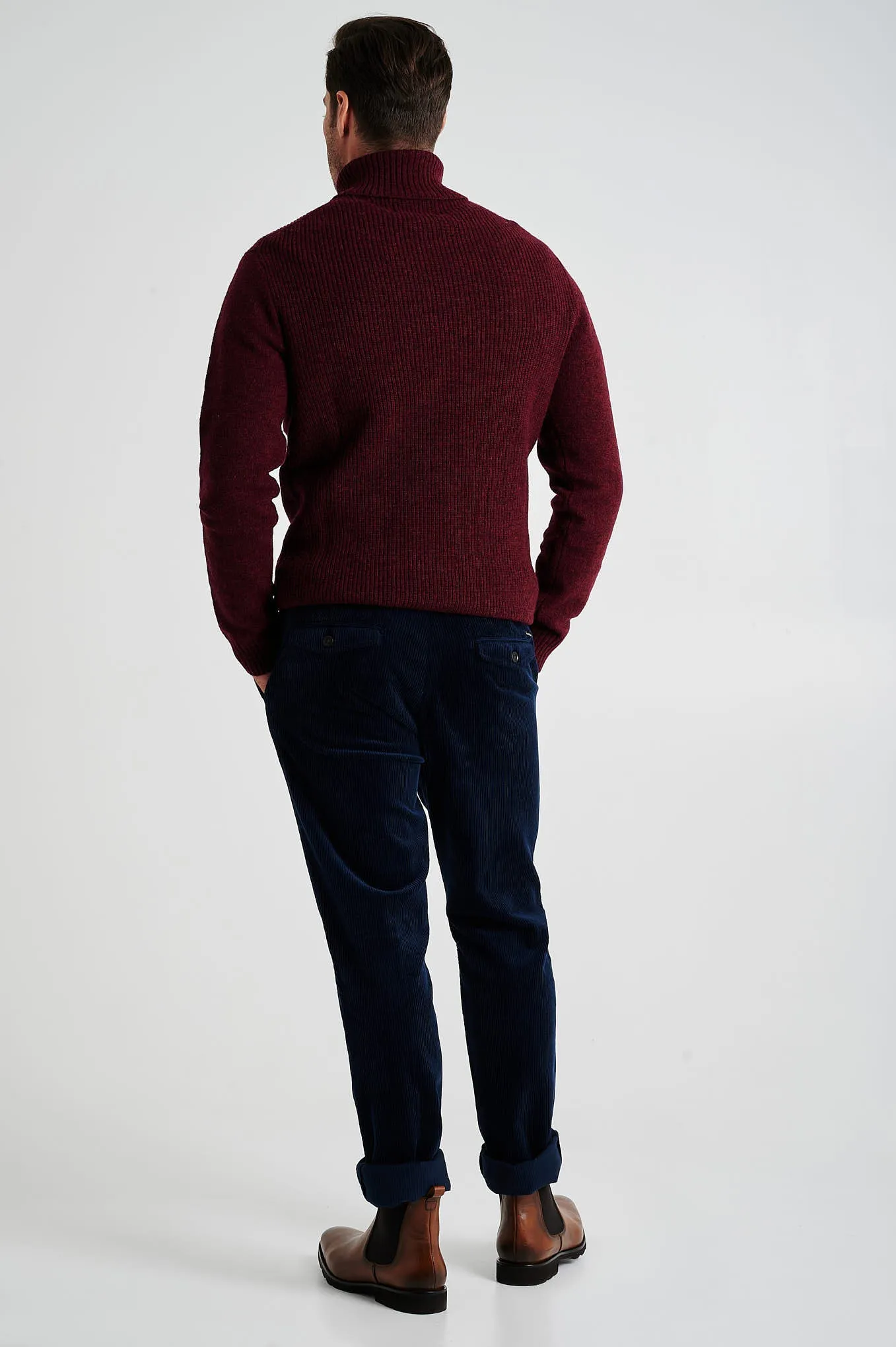 Slim fit corduroy chino