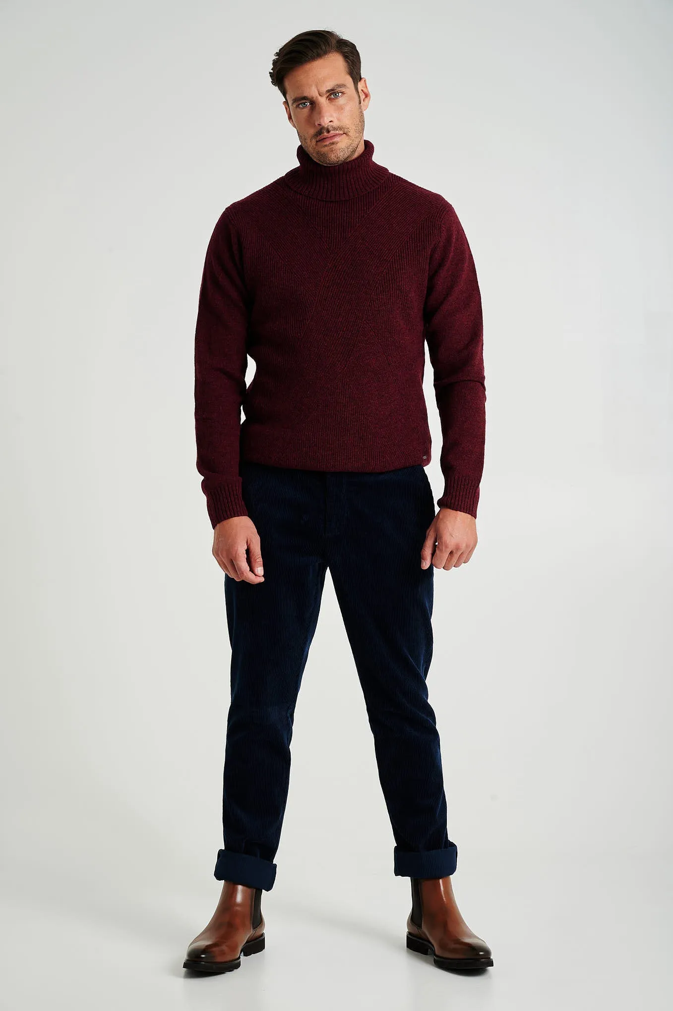 Slim fit corduroy chino