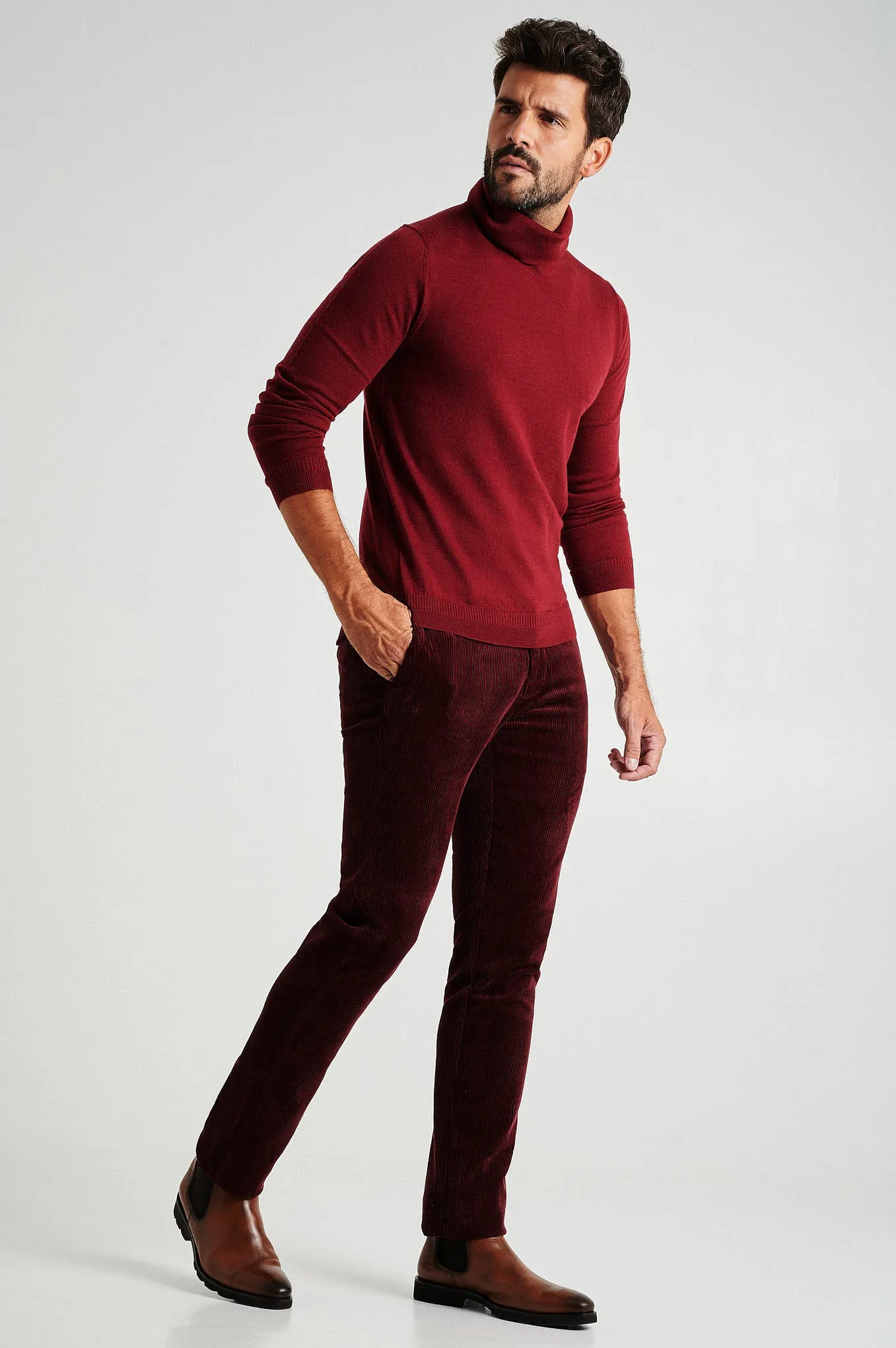 Slim fit corduroy chino