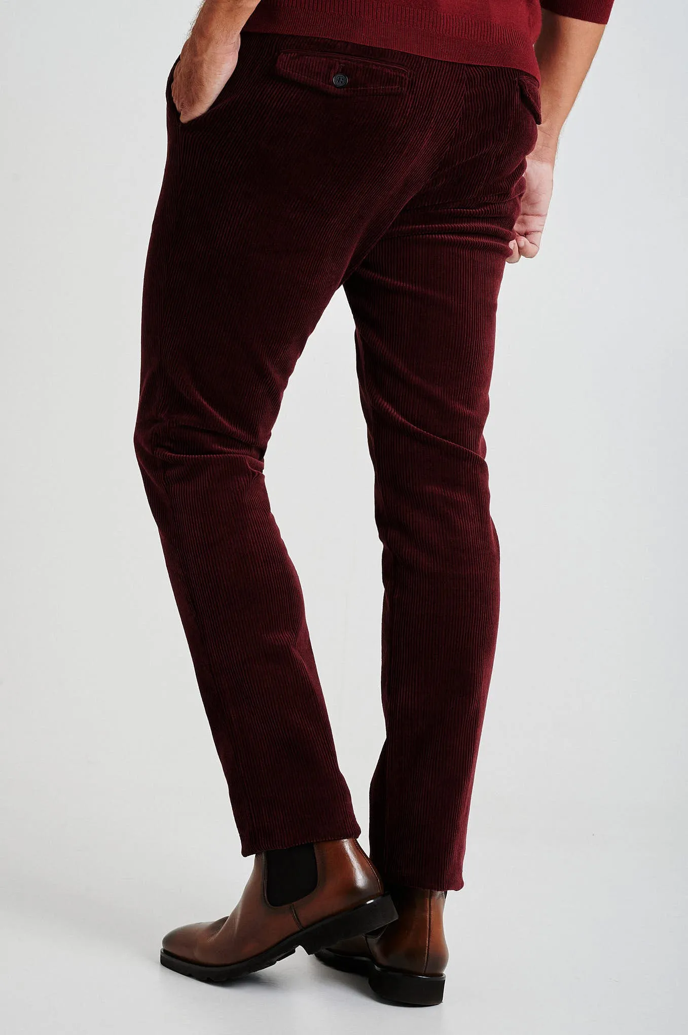 Slim fit corduroy chino