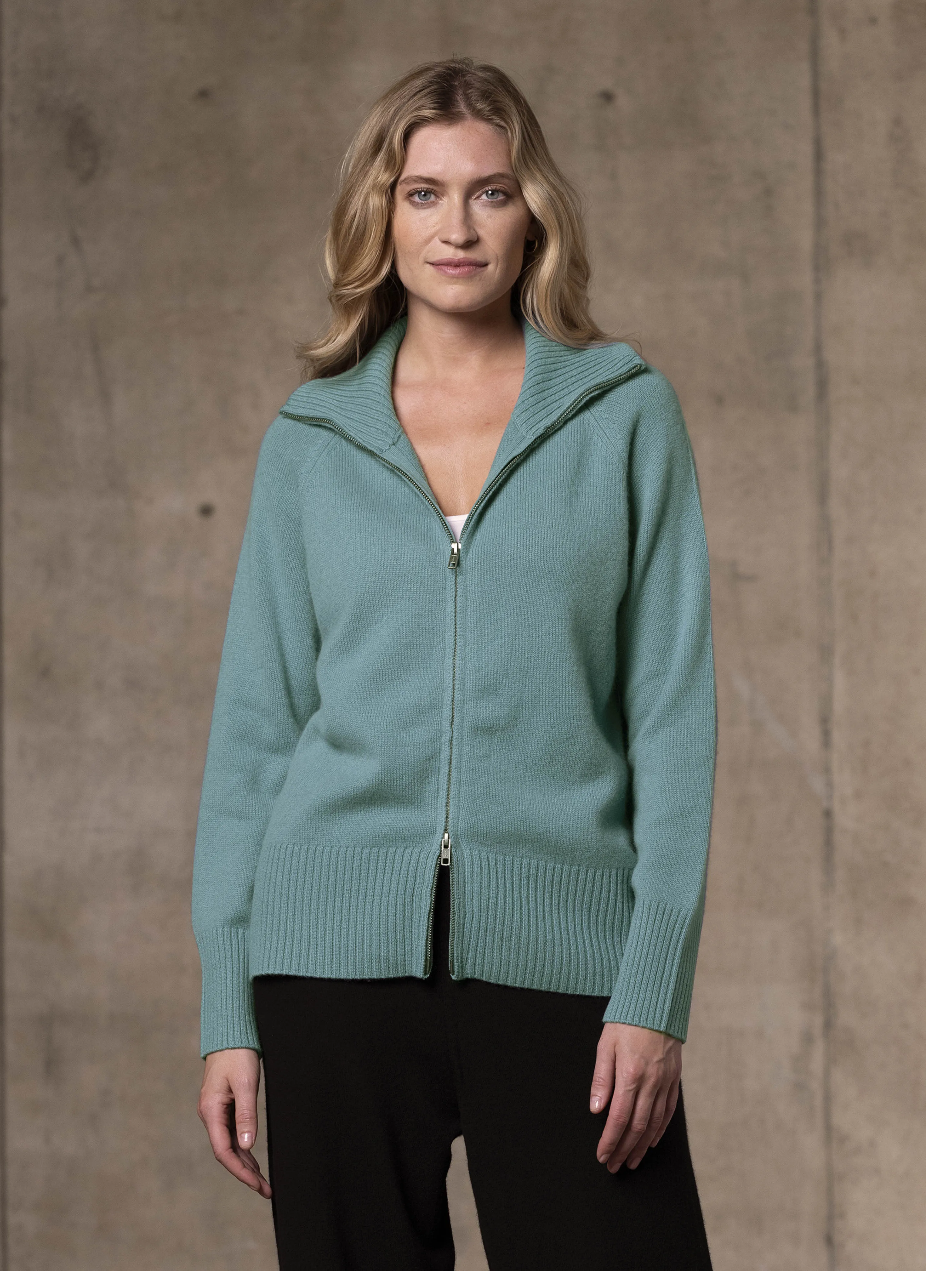 Women's Francesca Double End Zip Cashmere Cardigan Sweater in Robins Egg