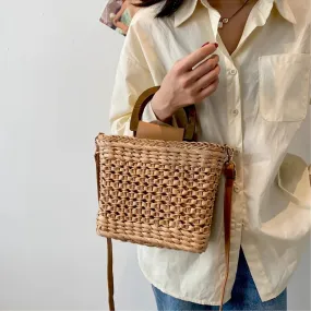 Wooden Handle Summer Vacation Woven Beach Handbag